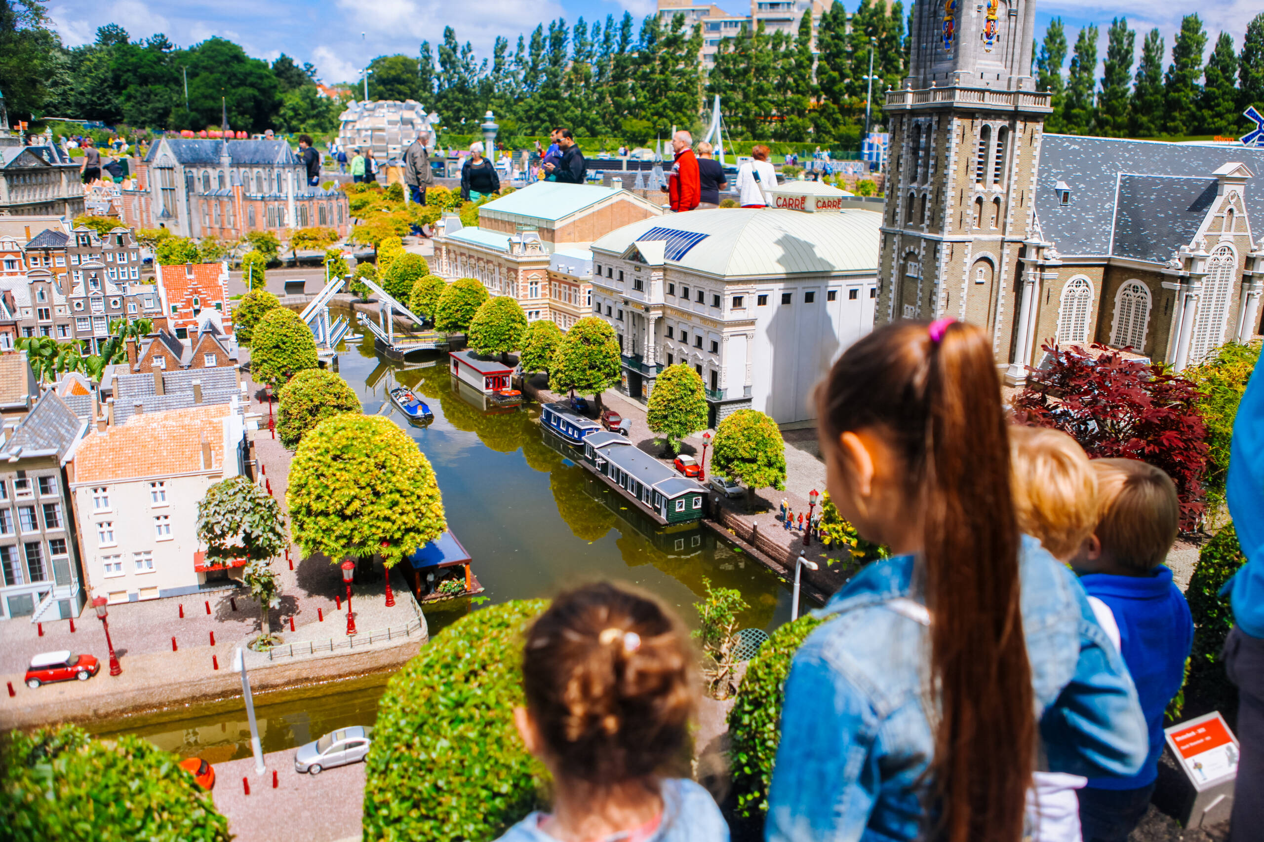 10 Remarkable Miniature Cities