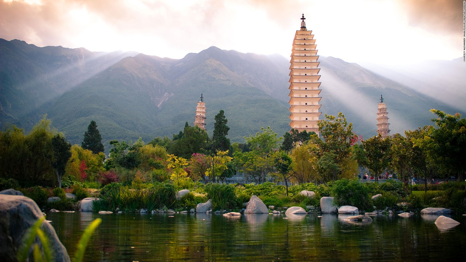 30 Top Tourist Attractions in China